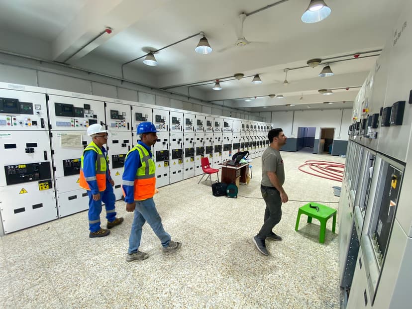 تصميم وتجهيز وتنفيذ وفحص محطة الشهداء الكهربائية في محافظة البصرة سعة 2*31.5 ميكا فولت امبير جهد 33/11 كيلو فولت 