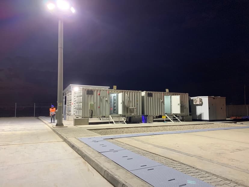 تصميم وتجهيز وتنفيذ وتشغيل شبكة و محطات توزيع الطاقة الكهربائية لمخيم اس 2 